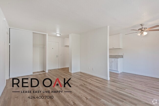 Building Photo - 17830 Sherman Way Unit 243 Rental