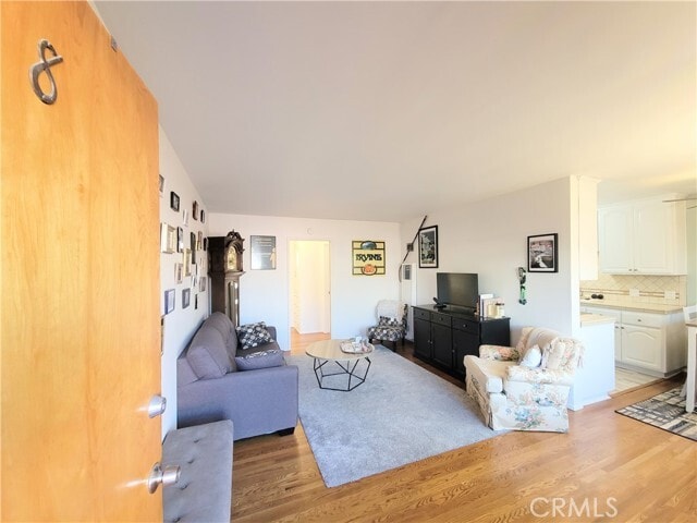 Photo - 1023 E 1st St Unit 08