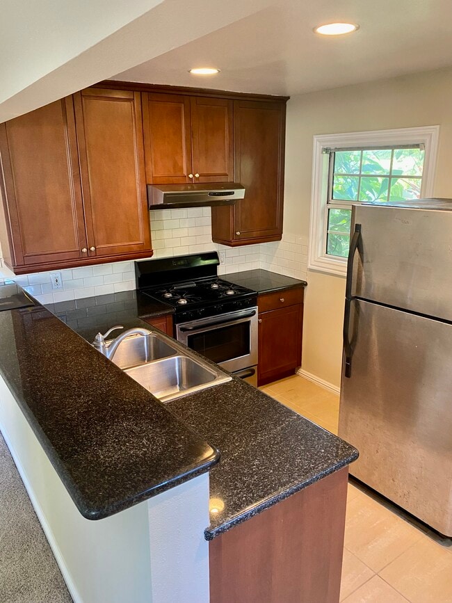 Photo - 11647 Ayres Ave Unit 11647