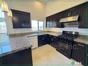 Photo - 600 N Atlantic Blvd House