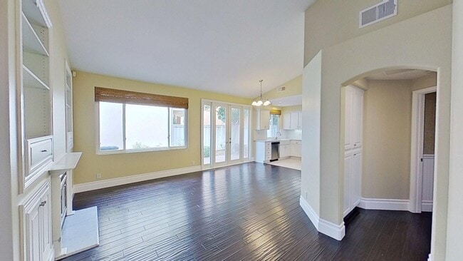 Building Photo - 2581 W Ardenwood Ct