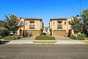 Photo - 808 S Golden W Ave Townhome