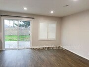 Photo - 1630 Helm Dr