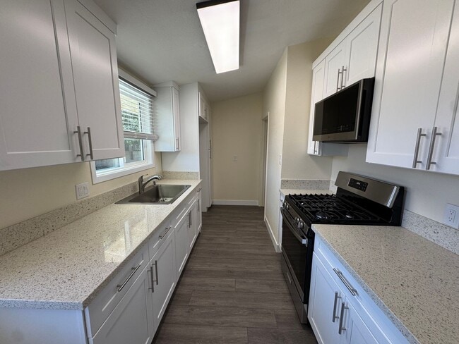 Photo - Inviting Simi Valley Home with Thoughtful Updates