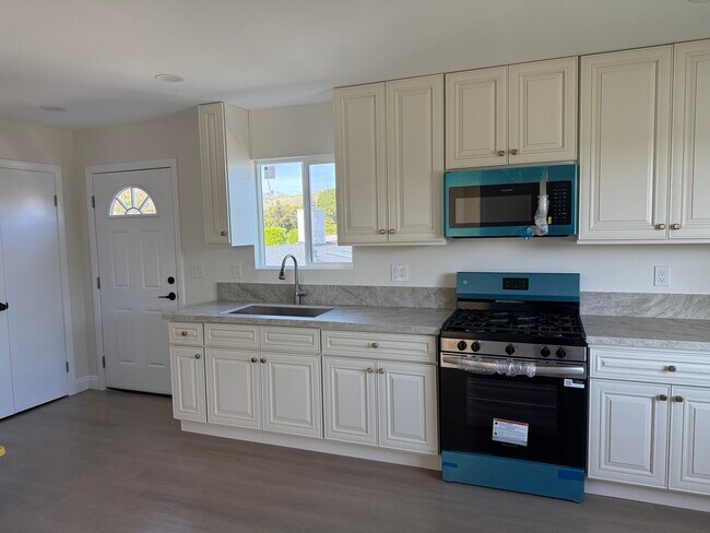 Photo - 4003 Bermuda Ct Unit A