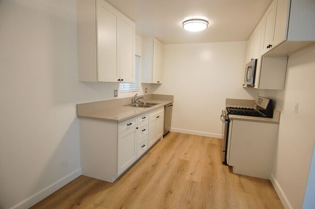 Photo - 34031 Street of the Amber Lantern Unit #B