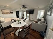 Photo - 11832 S Circle Dr Unit Jet Tub view suite