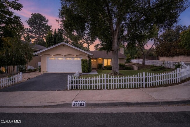Building Photo - 29352 Trailway Ln