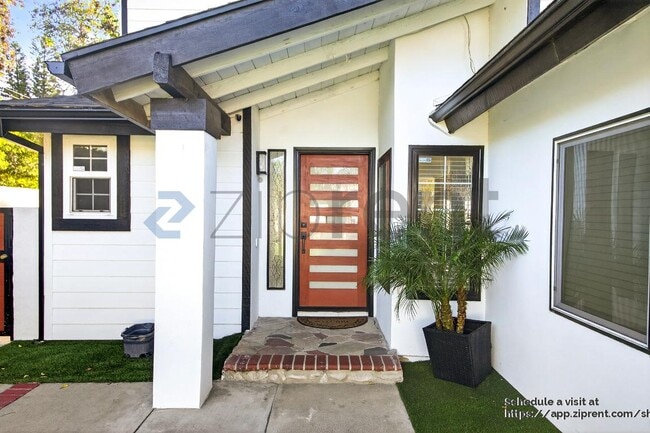 Photo - 19700 Blythe St