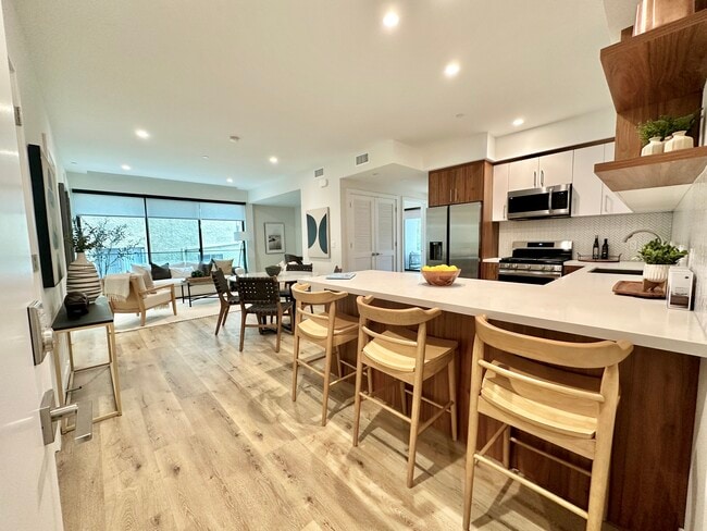 Photo - 4264 S. Centinela Ave