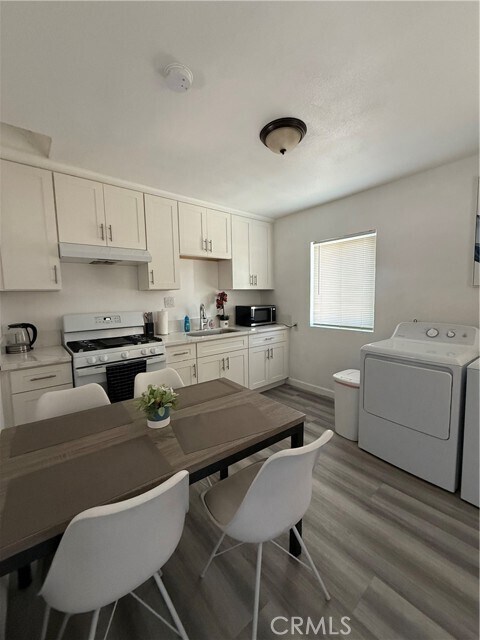 Photo - 2437 Cogswell Rd