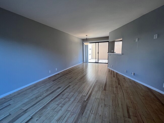 Photo - 8316 Via Sonoma Unit UCSD Townhouse - Woodlands South
