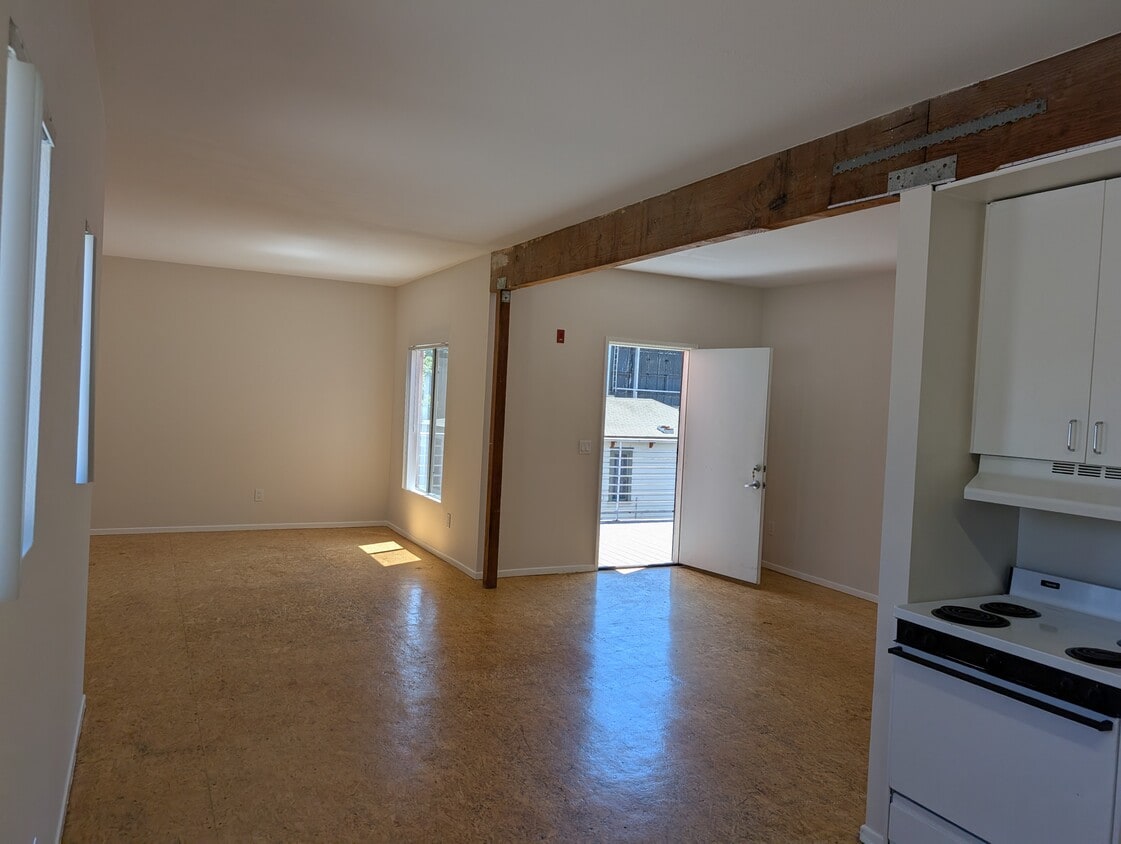 Floor Plan - 789 11th Avenue