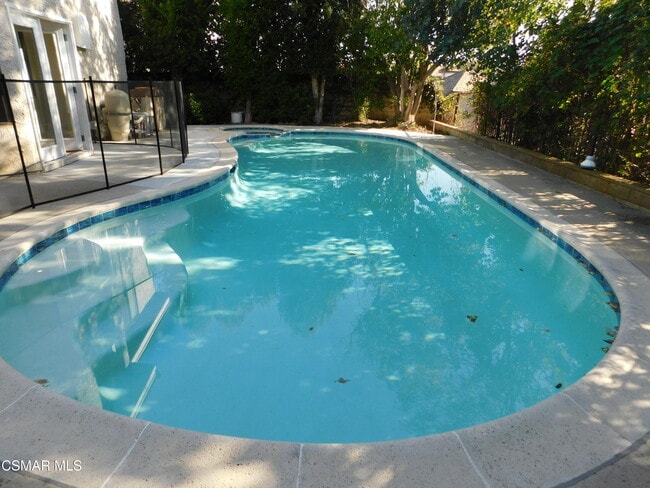 Building Photo - 30024 Quail Run Dr