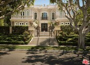 Photo - 628 N Rodeo Dr House