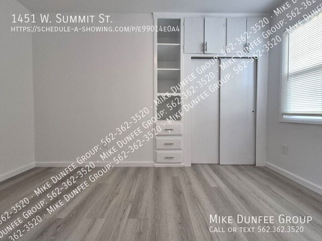 Photo - 1451 W Summit St