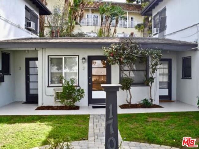 Building Photo - 1700 Griffith Park Blvd Unit 1704.1