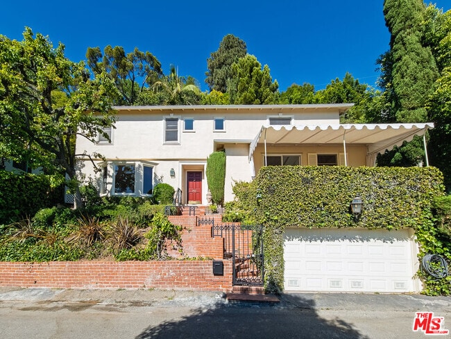 Building Photo - 8967 St Ives Dr Rental