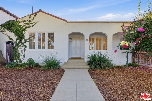 Building Photo - 641 N Martel Ave