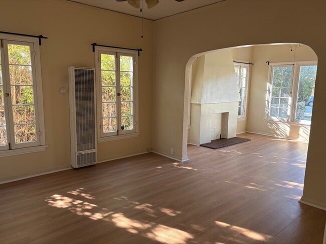 Photo - 1160 N Raymond Ave Unit 1