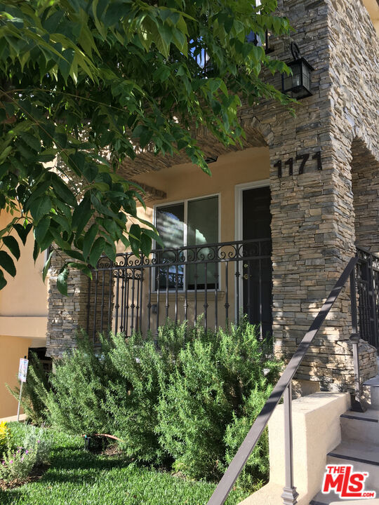 Photo - 1171 Franklin St Unit 102