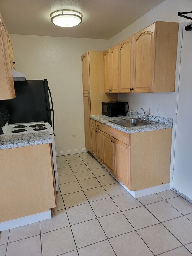 Photo - Clean and Quiet 1 Bedroom/1 Bath  in SENIOR COMPLEX