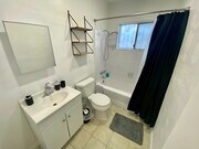 Photo - 1513 W Florence Ave