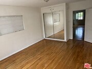 Photo - 840 Rose Ave