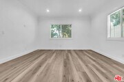 Photo - 261 W 43rd Pl