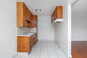 1BR, 1BA - 500SF - Kitchen - 11700 Glenoaks Blvd