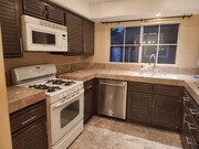Kitchen - 8040 E Snapdragon Ln Unit 8040 E Snapdragon Lane