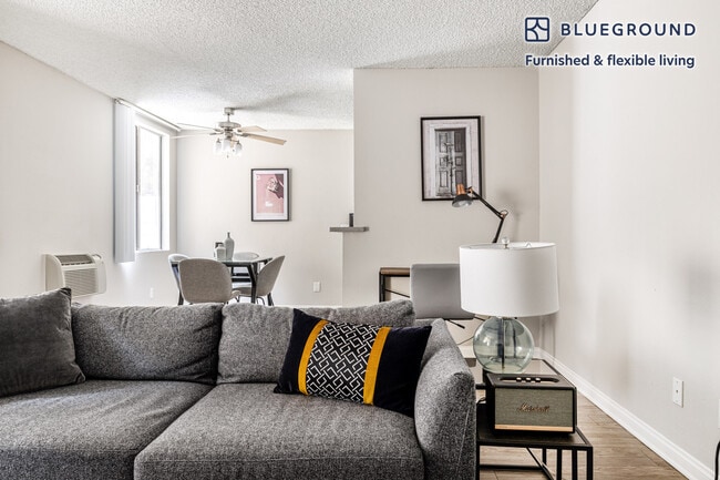 Photo - 535 Gayley Ave Unit FL3-ID265