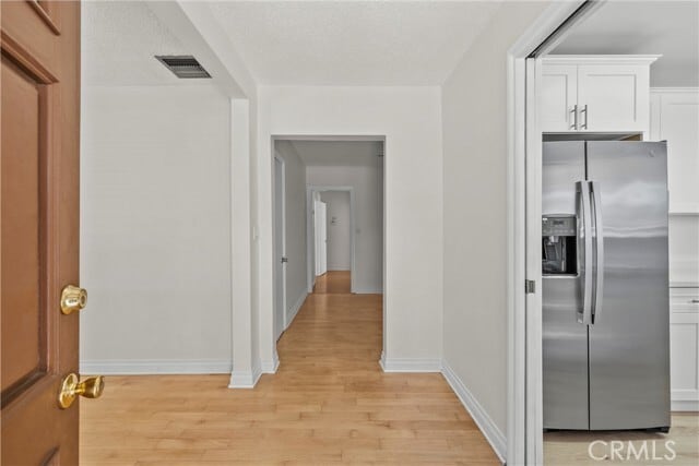 Photo - 17501 Victory Blvd