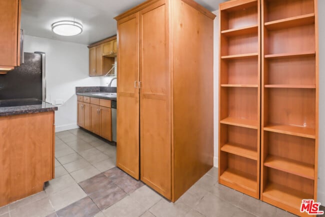 Photo - 10982 Roebling Ave Unit 103
