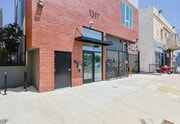 Photo - 1317 W Jefferson Blvd Apartments
