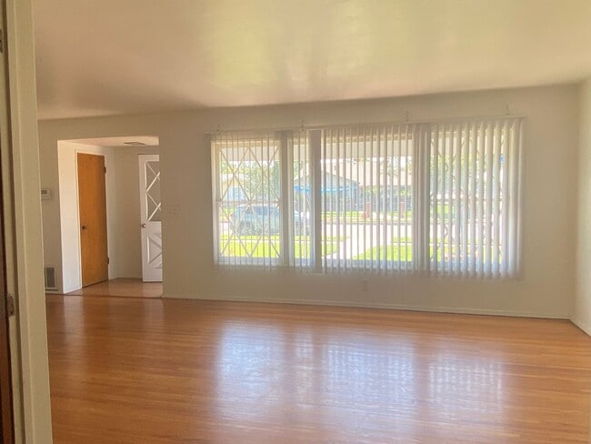 Photo - Home for Rent near Orange Circle