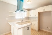 Photo - 125 E Spring St Unit 05