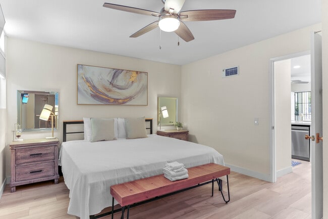 Photo - 1124 Eureka St Unit 31