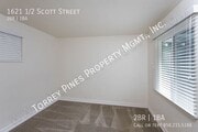 Photo - 1621 1/2 Scott Street- House