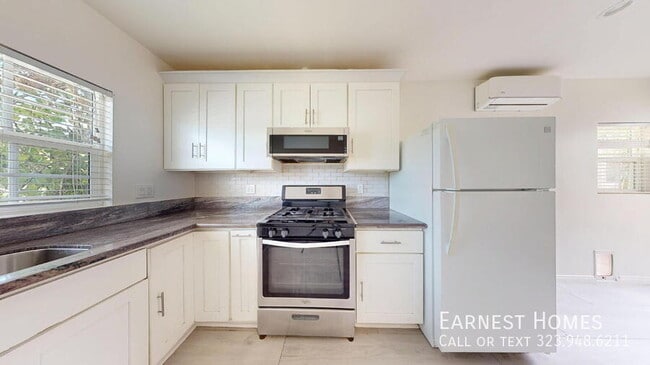 Photo - 19020 Sylvan St