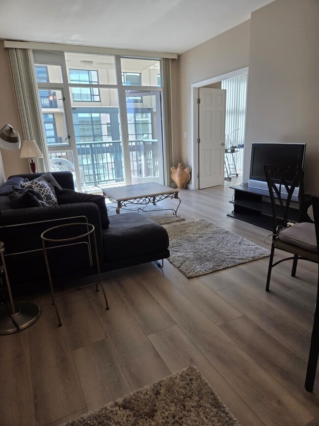 LIVINGROOM - 530 K St Condo Unit 511