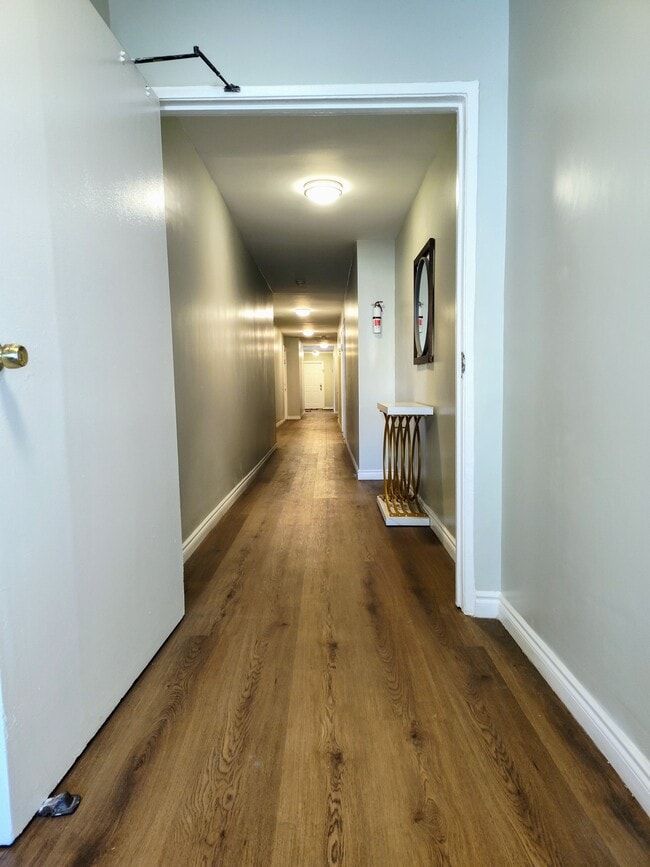 Photo - 14746 Delano St Unit 11
