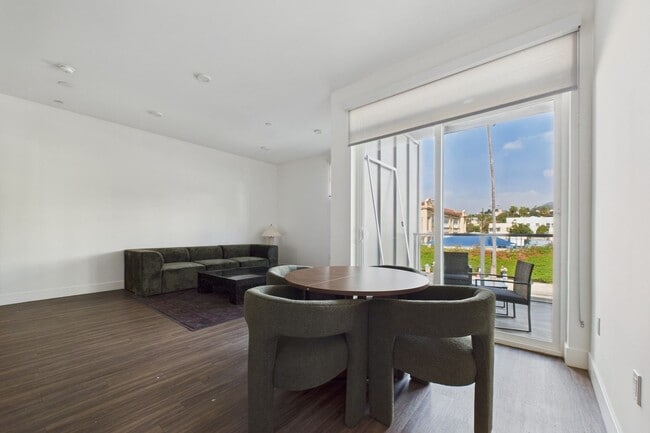 Photo - The Sunset Hue