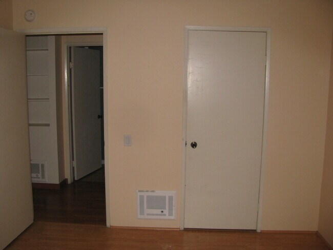 Photo - 6354 Rancho Mission Rd Unit 1 bedroom, 1 bath Condo in Mission Valley