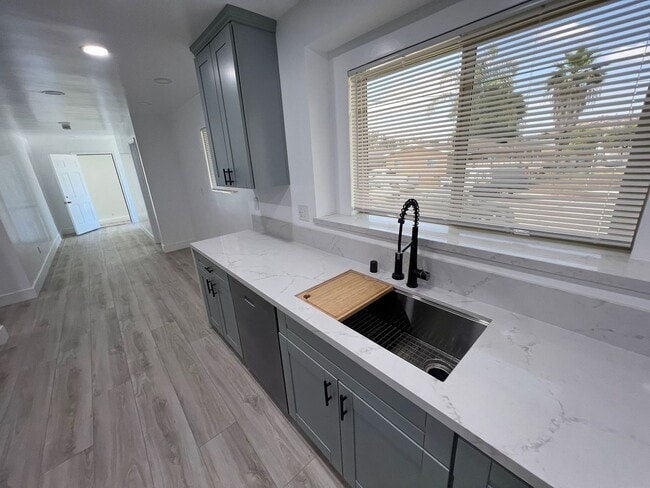 Photo - Large 6 Bedroom POOL House on East Falls V...