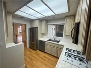 Photo - 10010 Reseda Blvd