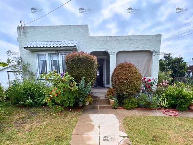 Single Story 2BD/1BA Home Minutes to the B... - Single Story 2BD/1BA Home Minutes to the B...