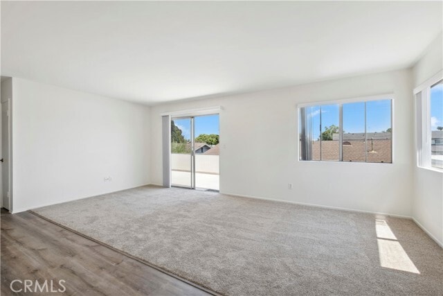 Photo - 375 Woodland Pl