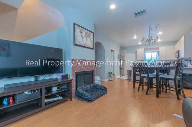 Photo - Stunning 2 Bedroom Townhouse in a Peaceful Neighborhood