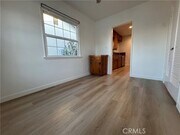 Photo - 22051 Vanowen St